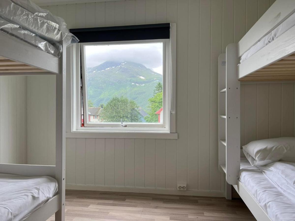 Stetind Hostel Нарвик Экстерьер фото